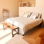 Mimosa 4*